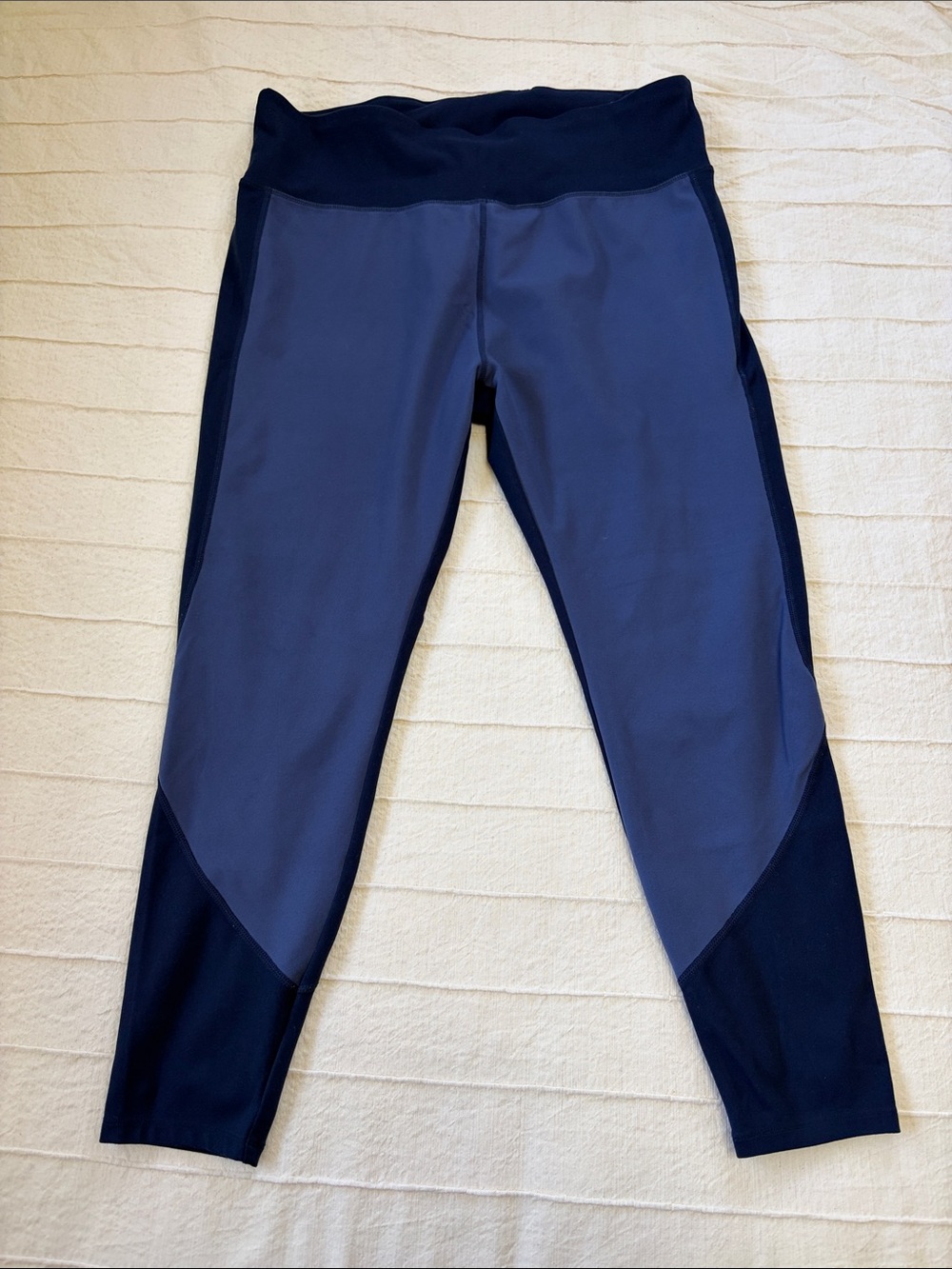 Amika leggings